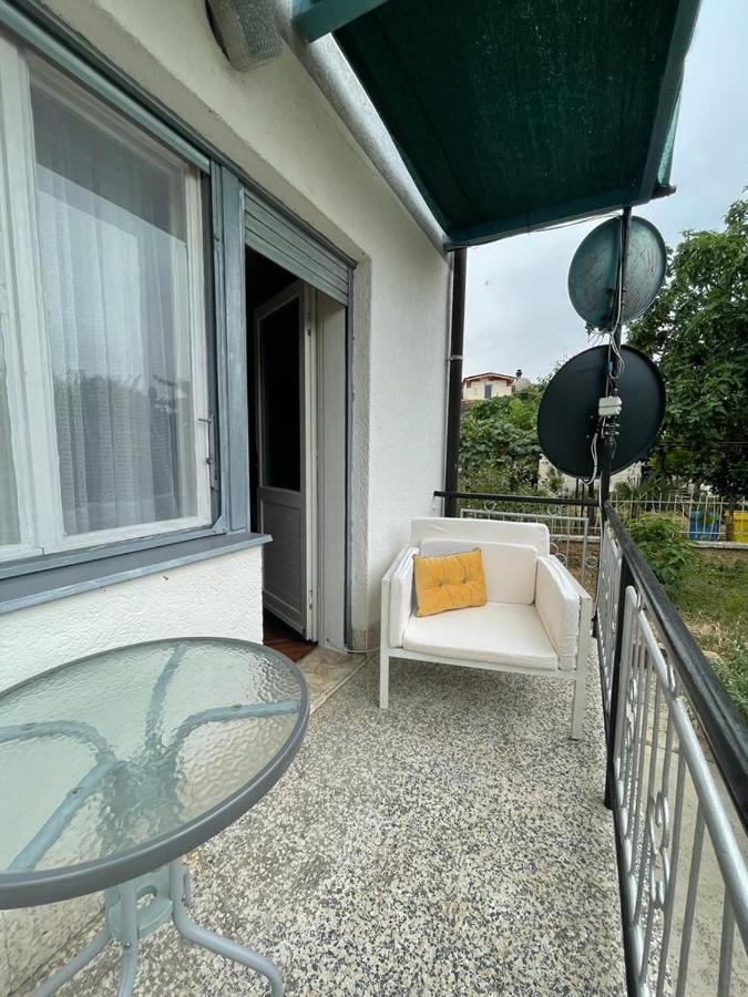 Apartman Pcelica Apartment Пула Екстериор снимка